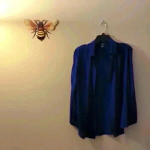 City streets, blue blouse, small